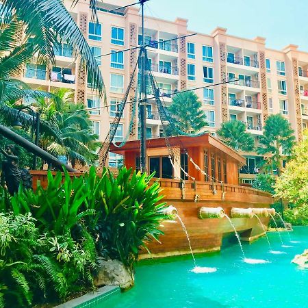 Atlantis Condo & Resort By Luxury Collection Apartment Jomtien Beach Exterior photo